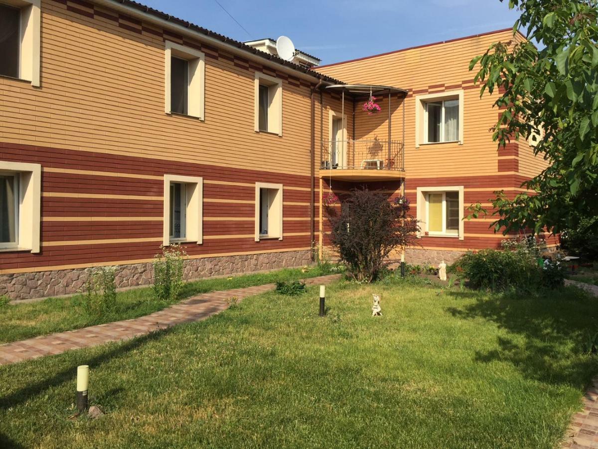 Arcobaleno Home Kiev Exterior foto